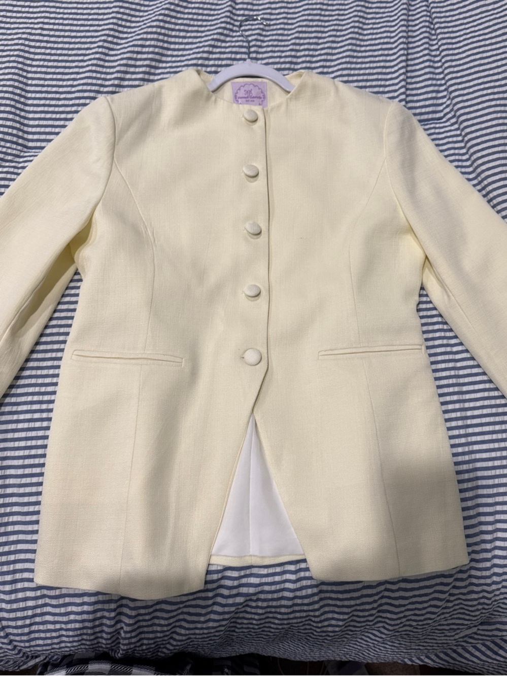 Tailored Cream Round-Neck Women's Blazer by Hannah-Gabrielle XL
